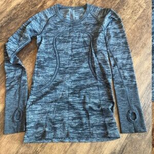 Lululemon long sleeve swiftly